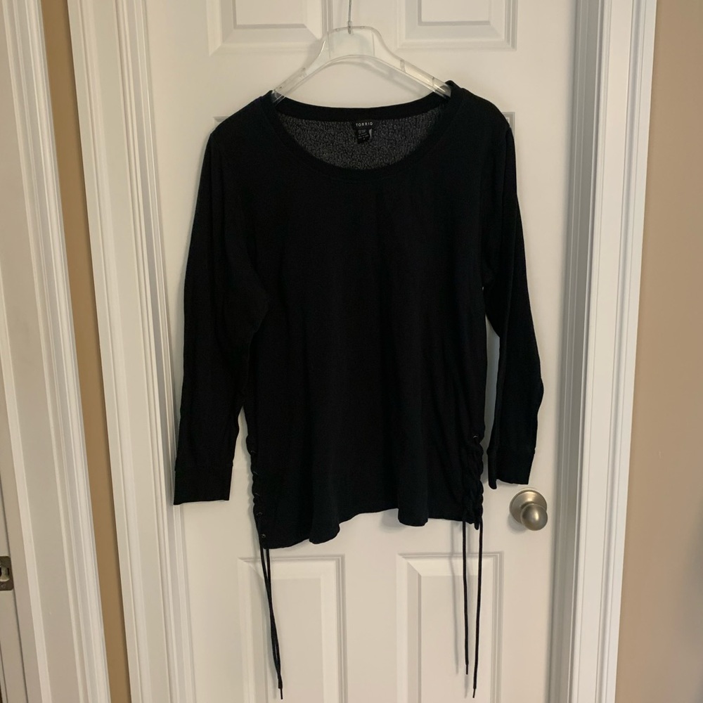 Torrid lightweight sweatshirt with lace up sides